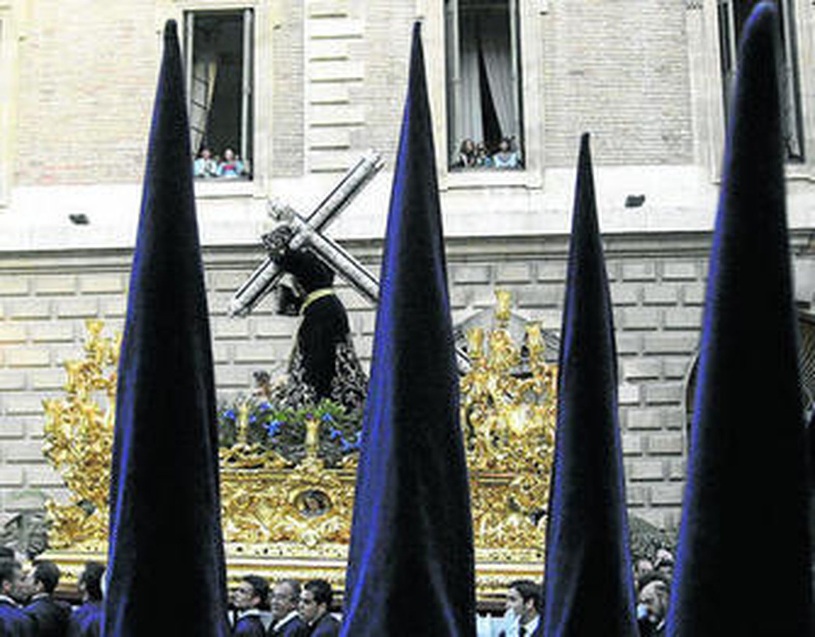 El trono de Nuestro Padre Jesús El  Rico.