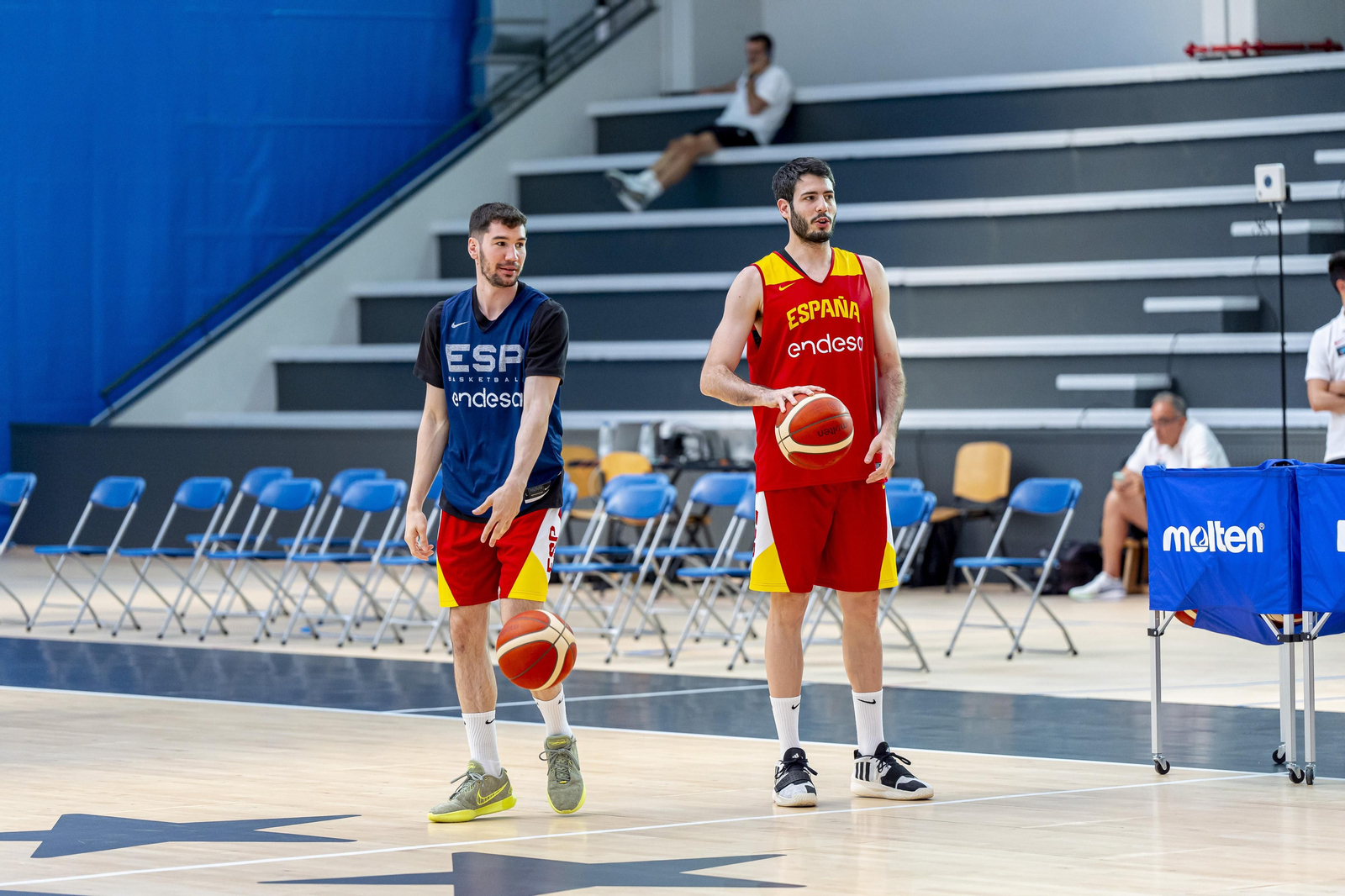 España vuelve a trabajar en Madrid con Alberto Díaz y Yankuba Sima España vuelve a trabajar en Madrid con Alberto Díaz y Yankuba Sima