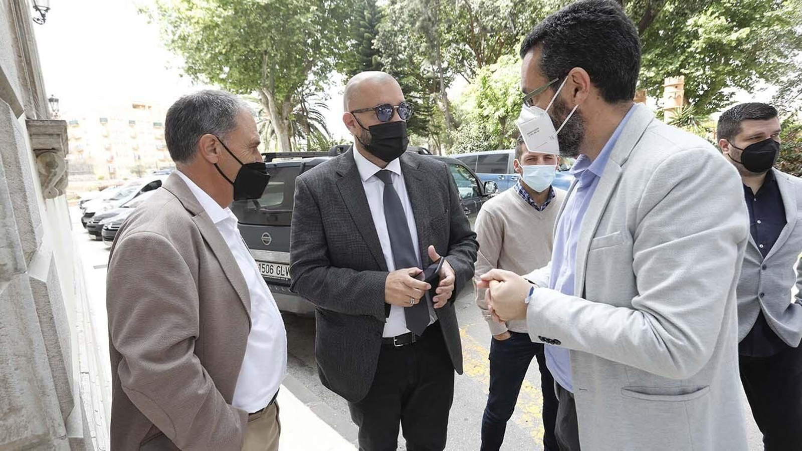 Las fotos de la recepción del Ayuntamiento de la Línea a la Balona  por su ascenso a Primera RFEF