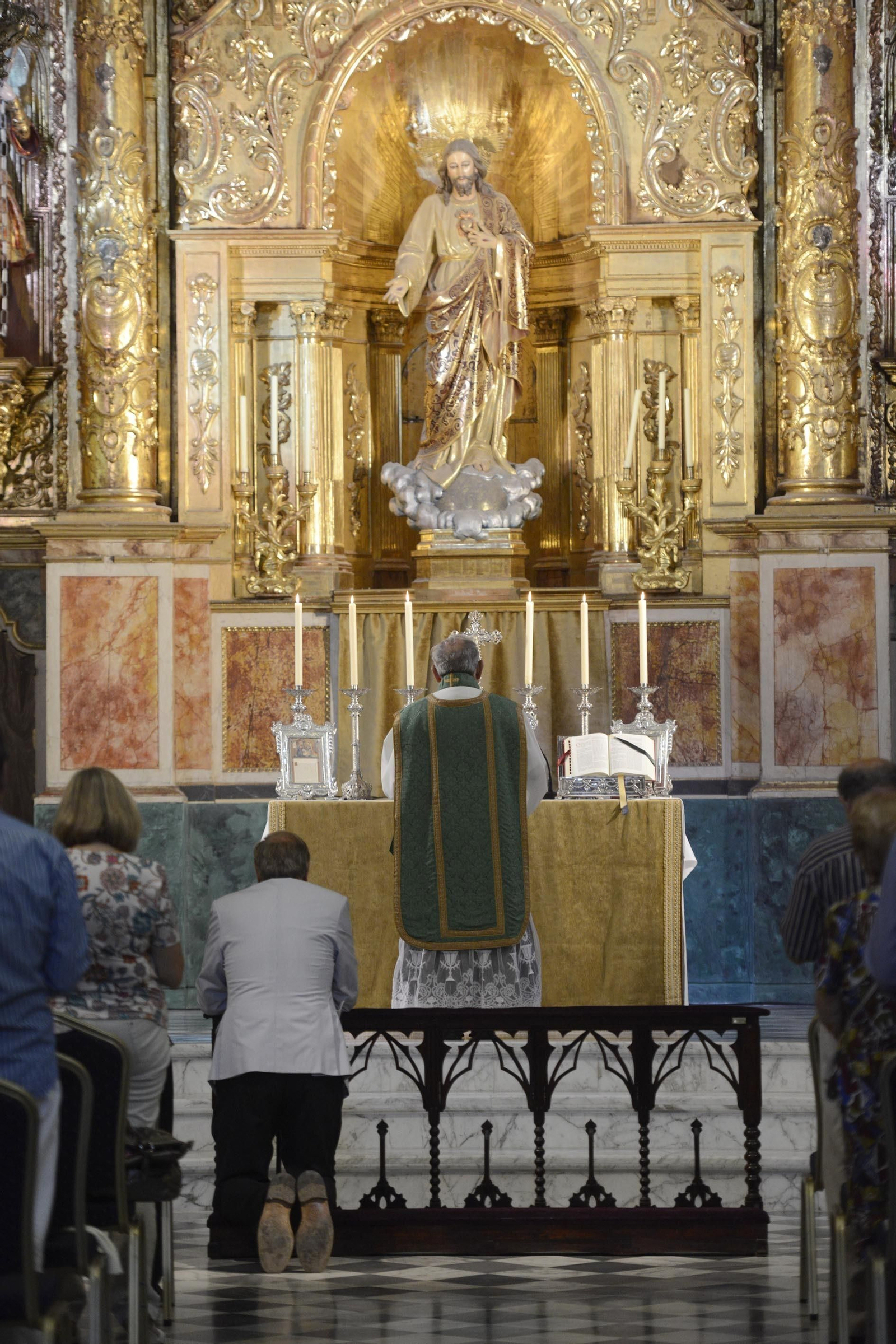 Una misa en el rito tradicional celebrada en el Oratorio de San Felipe Neri