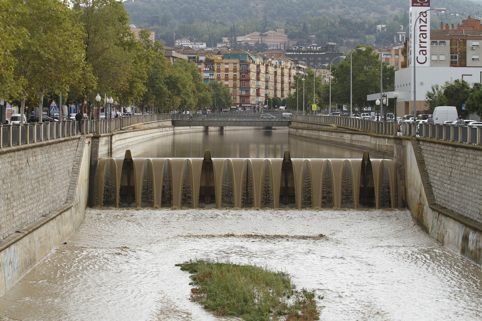Estado del río Genil en Granada capital tras la gota fría