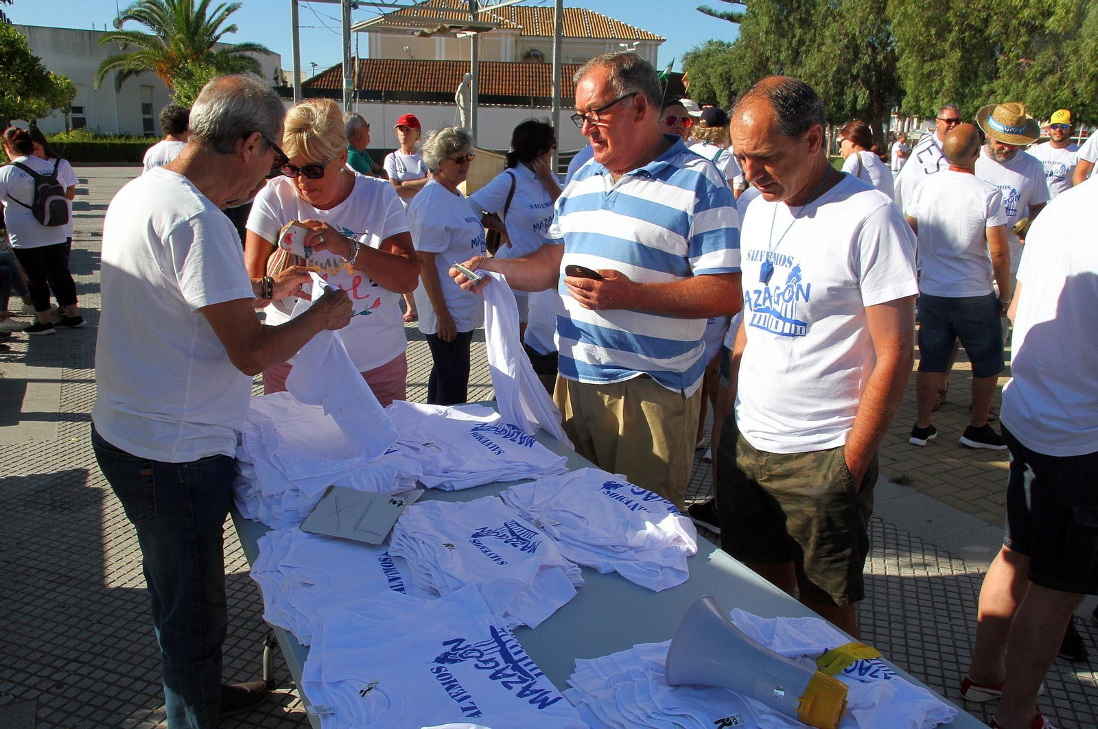La manifestación "Salvemos Mazagón" en imágenes