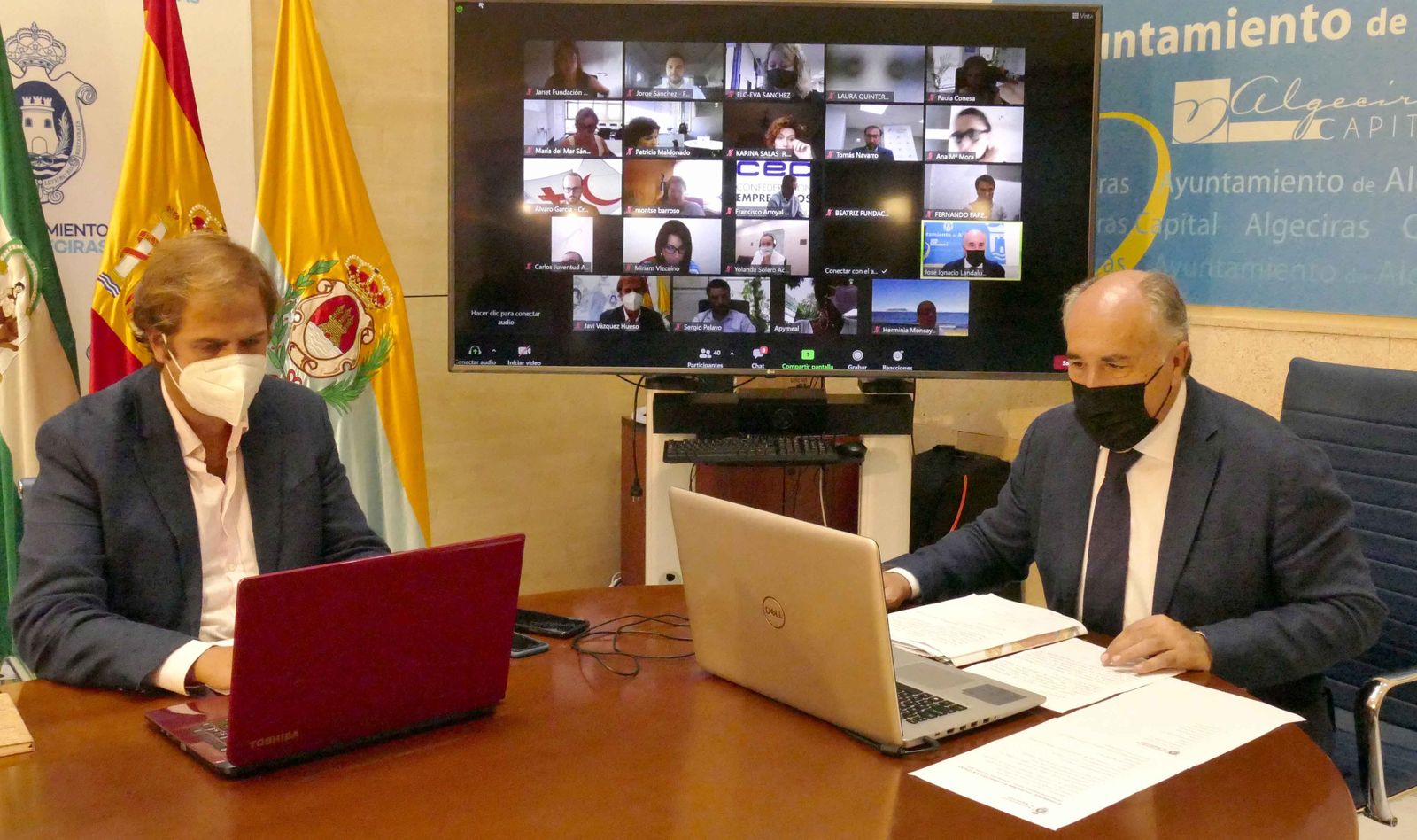 Reunión entre diversos colectivos socio-económicos de la ciudad