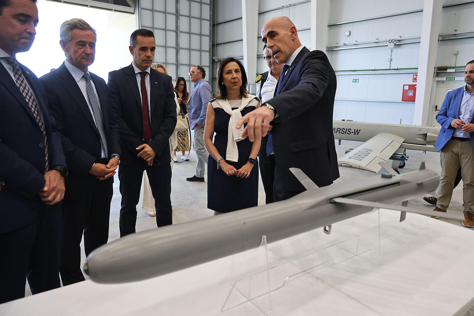 Imágenes de la Visita de la ministra de Defensa, Margarita Robles, a el Centro de Ensayos de Sistemas Aéreos no Tripulados CEUS