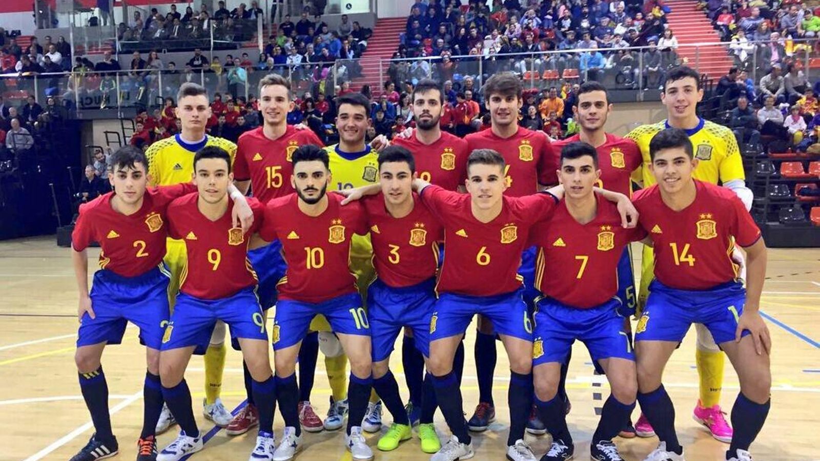 Juan Emilio, con el '10' en la fotografía, ya había sido internacional en categorías inferiores.