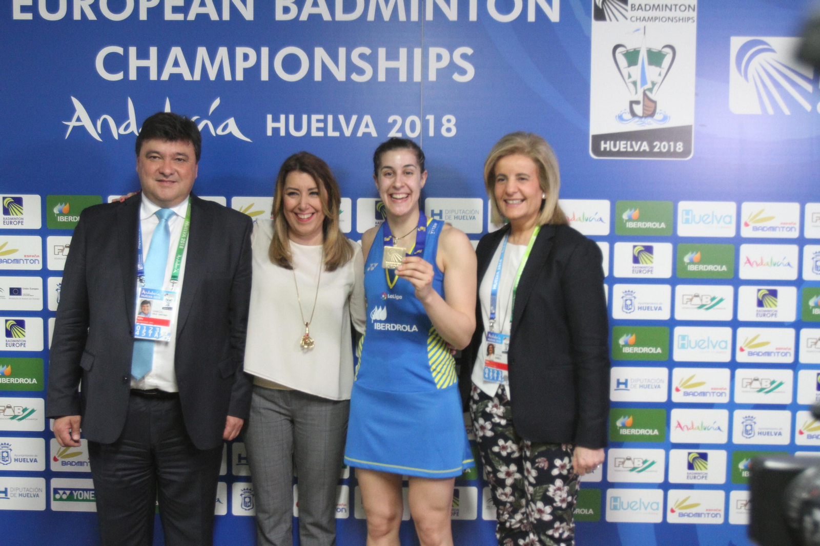 Diversas autoridades quisieron acompañar a la campeona en la gran final.