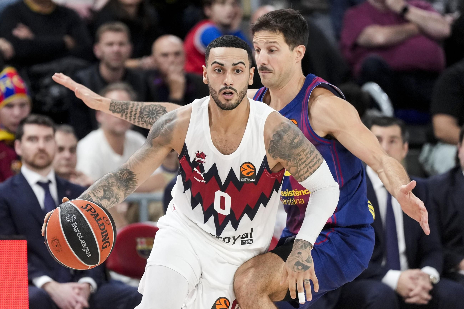 El Baskonia vendrá a Málaga tras tres prórrogas y derrota en el Palau en un partido histórico