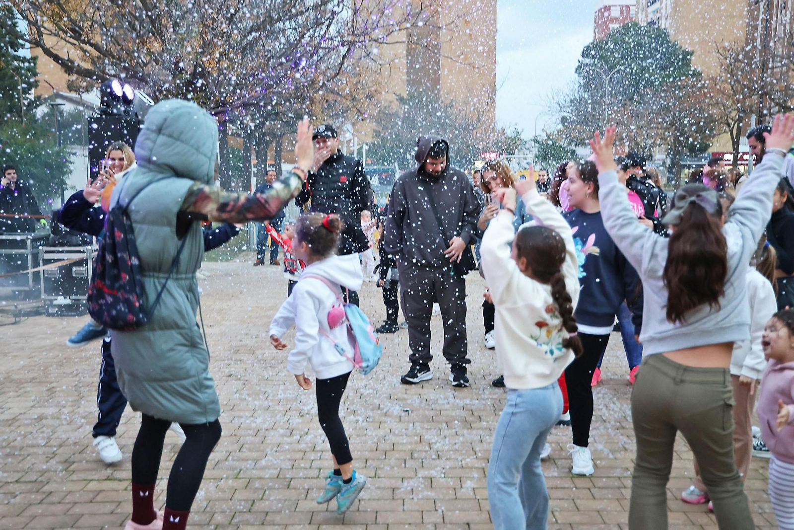 Imágenes de la nevada en el Convento de las Oblatas