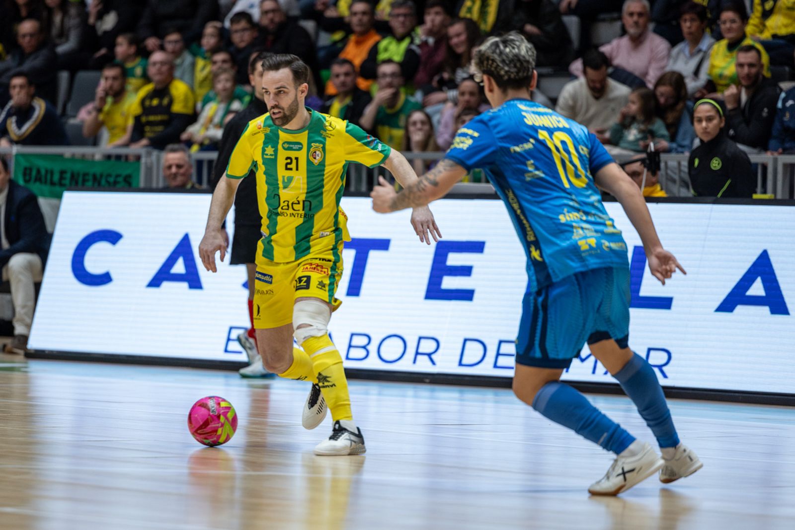 Las mejores imágenes del empate entre Jaén Paraíso Interior FS y Servigroup Peñíscola