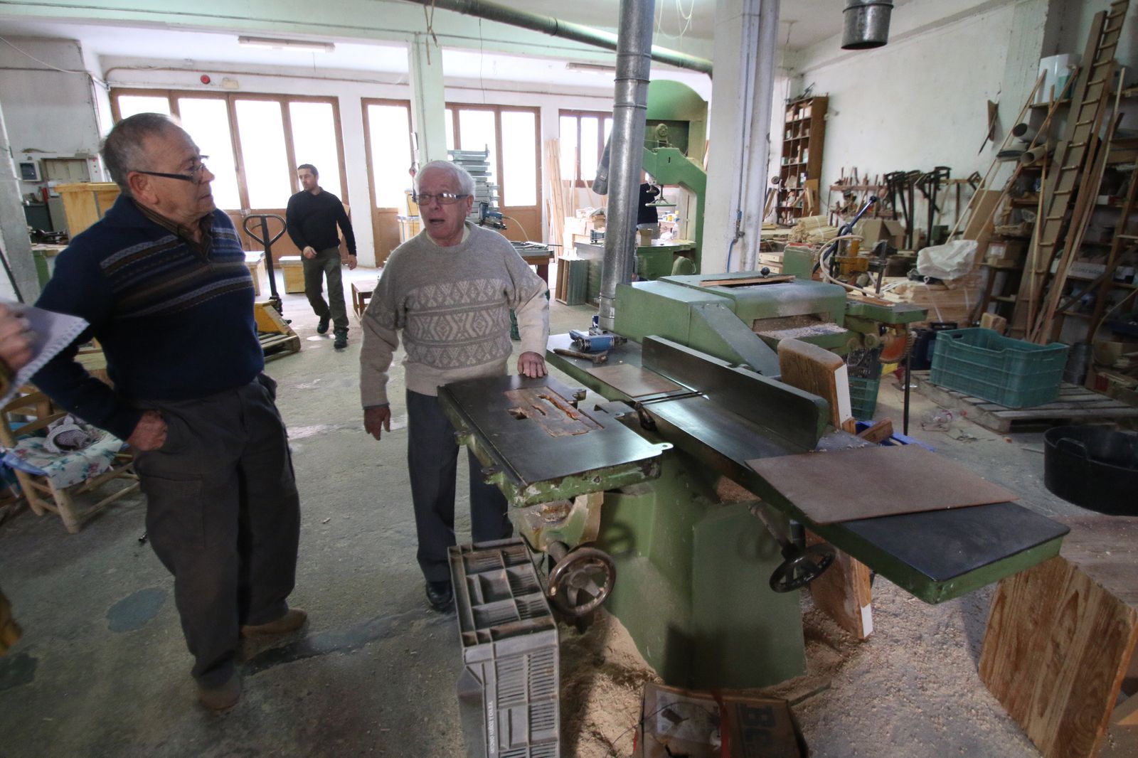 Francisco y Juan Milán Escobar han forjado un negocio pionero en la provicia y que hoy es una institución para el sector apícola.