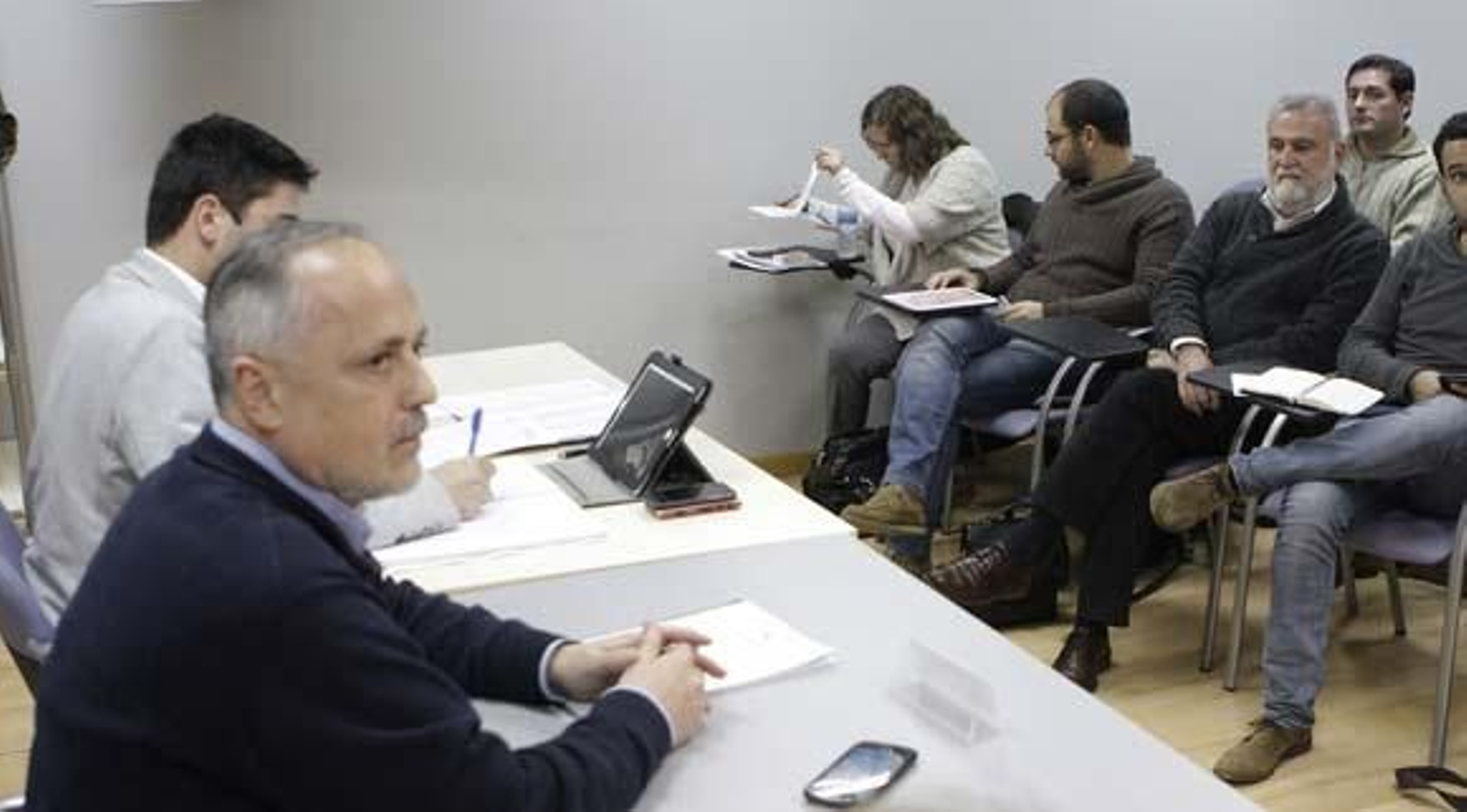 García promete su cargo como concejal comprometido con una democracia "real, laica y republicana"