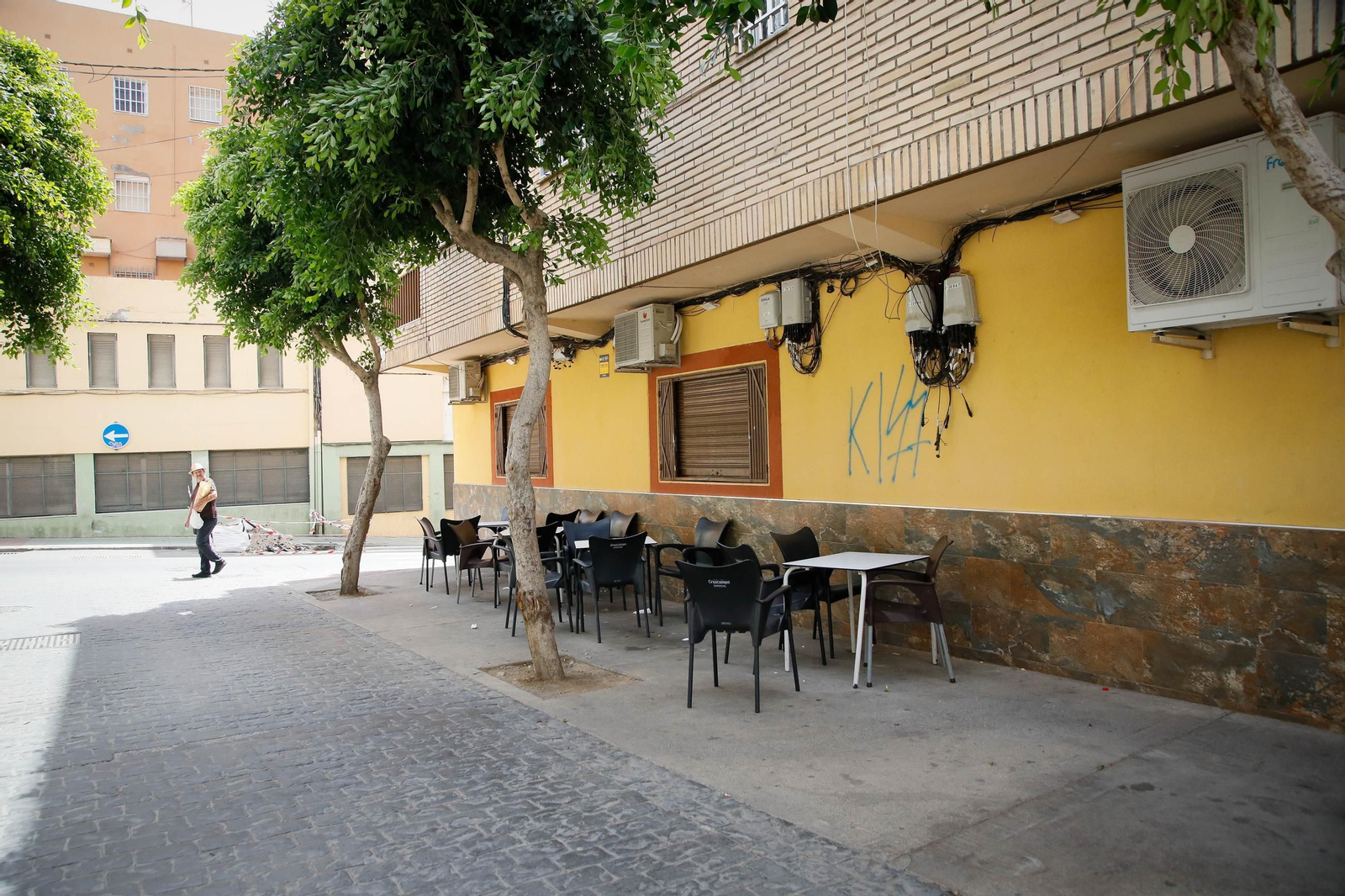 Imágenes de las quejas vecinales ante los cortes de luz en el barrio de pescadería