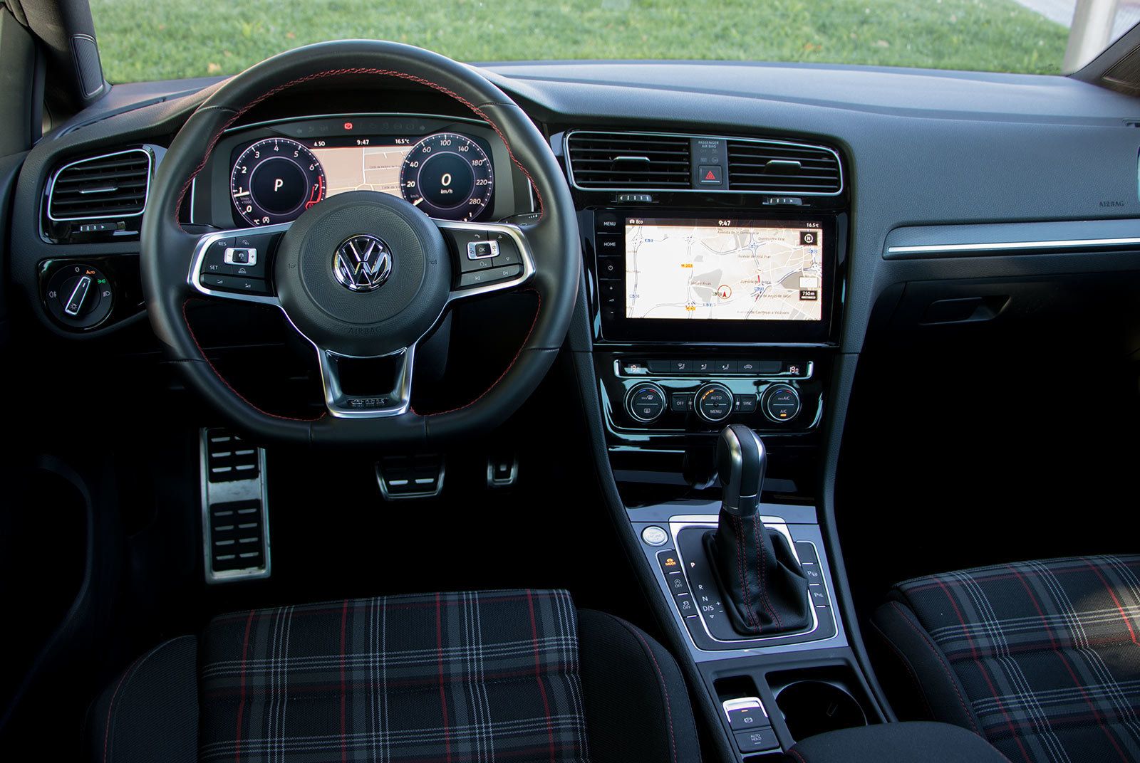 Volkswagen Golf GTI Performance 245 CV DSG | Galería de Fotos