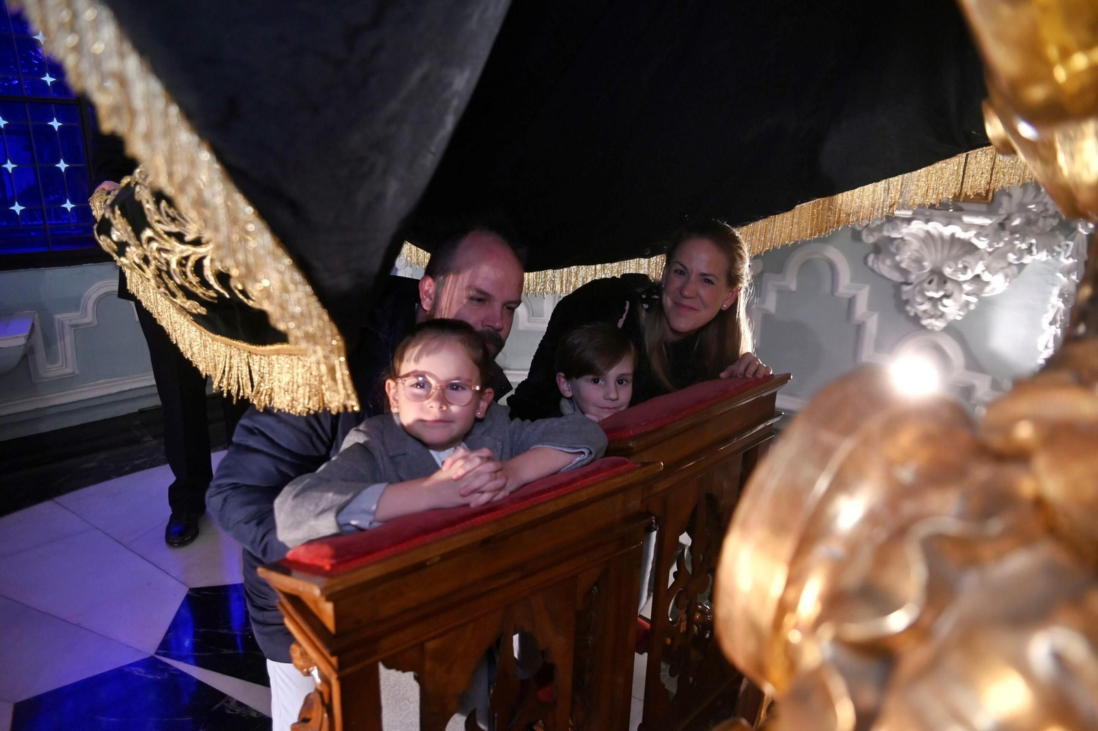 Las mejores fotos de la presentación de los niños a la Virgen de los Dolores de Córdoba