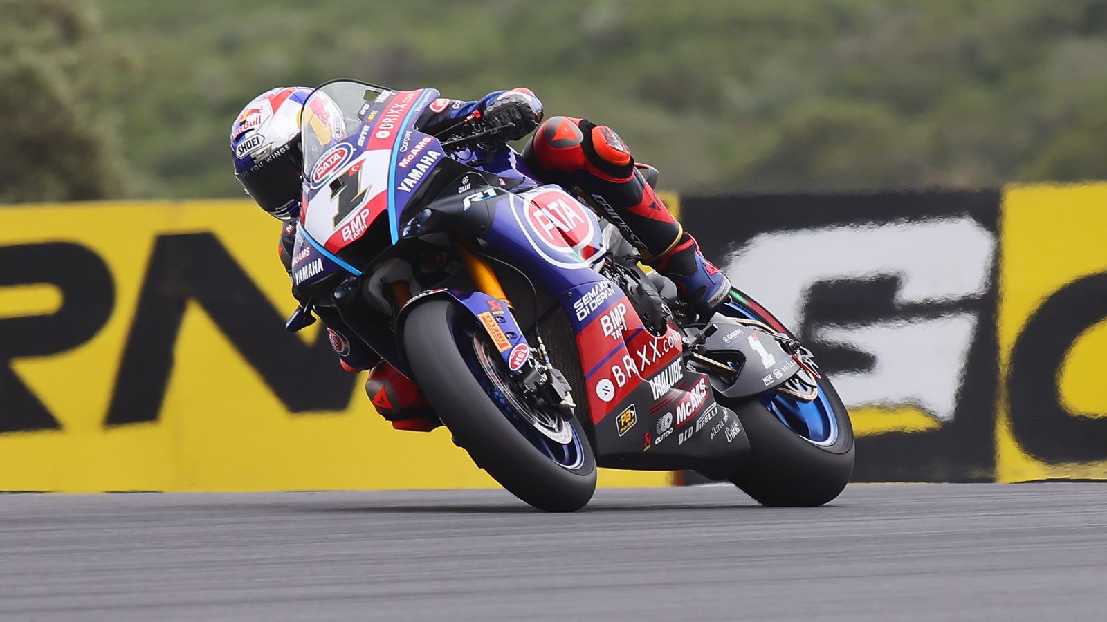 Razgatlioglu ha marcado el mejor tiempo este viernes en Estoril.