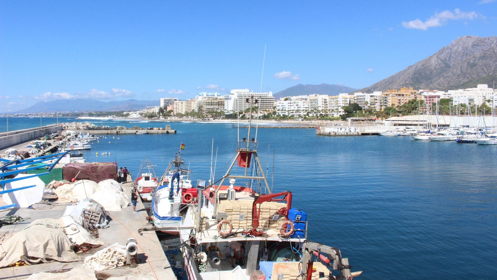 La zona pesquera del puerto de La Bajadilla.