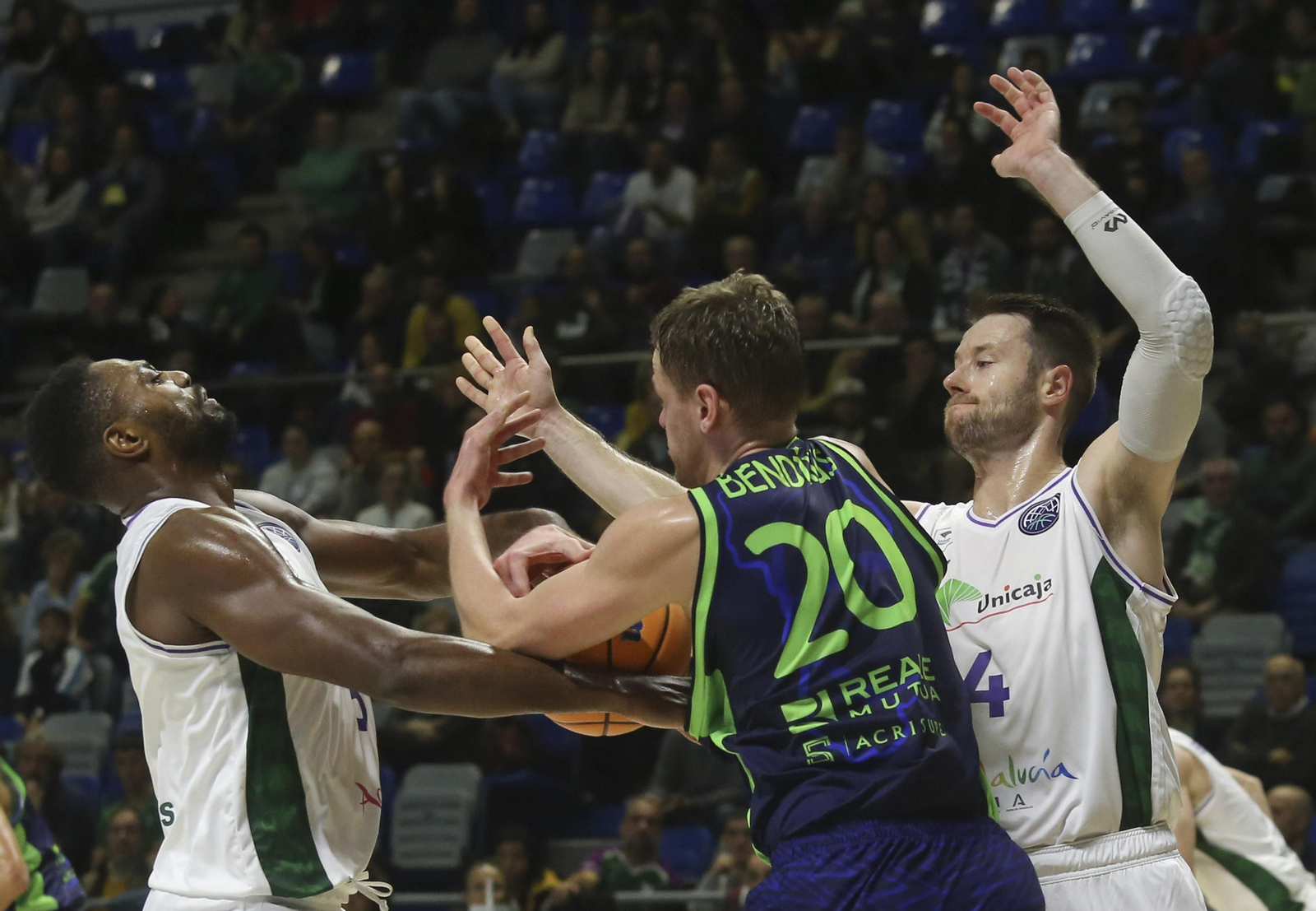 El Unicaja-Dinamo Sassari, en fotos