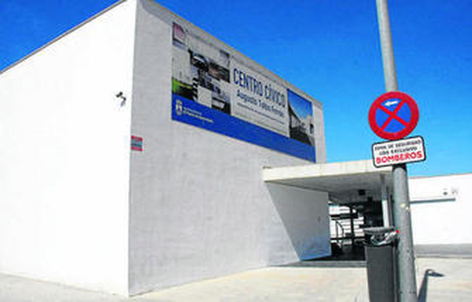 Una imagen del centro cívico de Caja de Aguas, donde tiene su sede la subjefatura de la Policía Local.