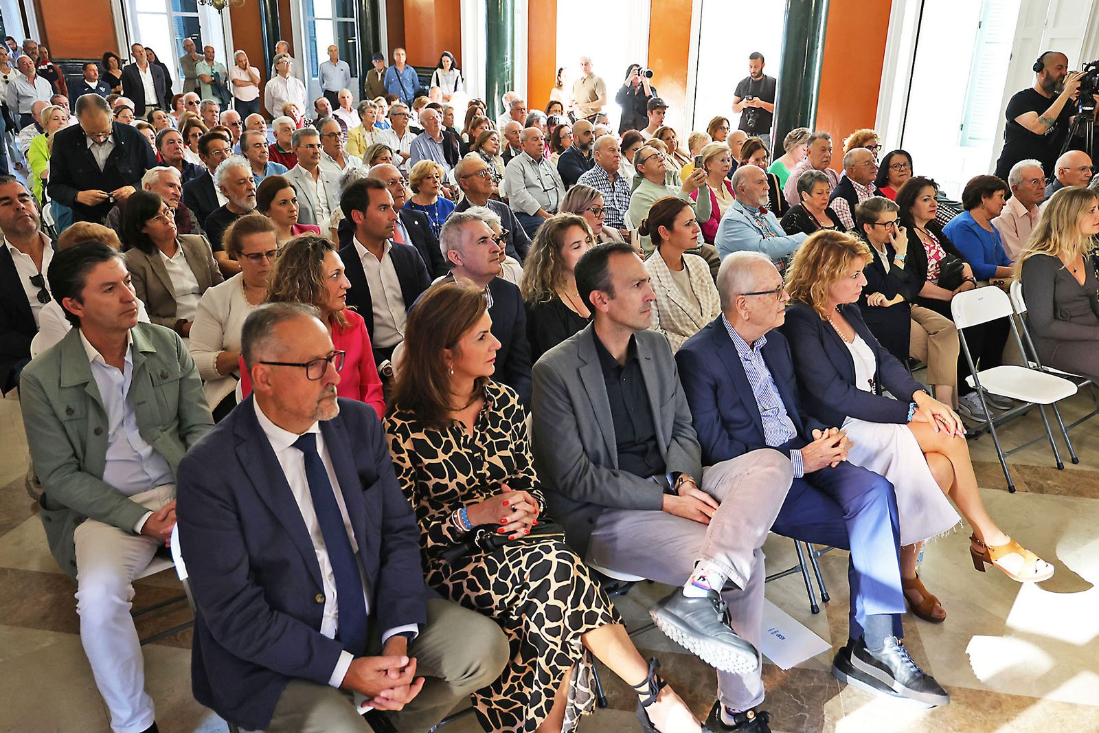 Imágenes de la celebración del 25 aniversario del Economato Resurgir