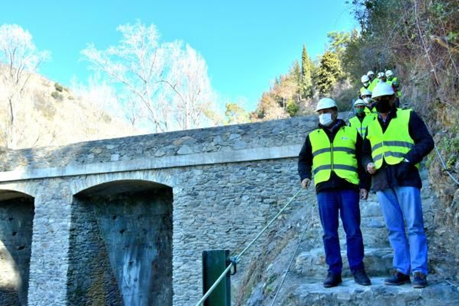 Un imagen del dique durante la visita  del delegado territorial de Desarrollo Sostenible, Manuel Francisco García