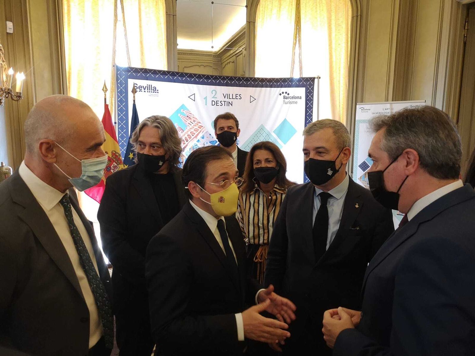 Acto de presentación de la alianza turística en la Embajada de España en París.