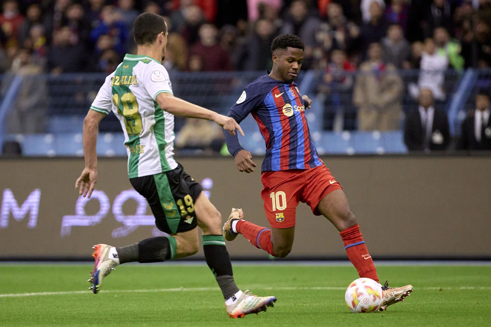 Las fotos de la prórroga y los penaltis del Betis - Barcelona