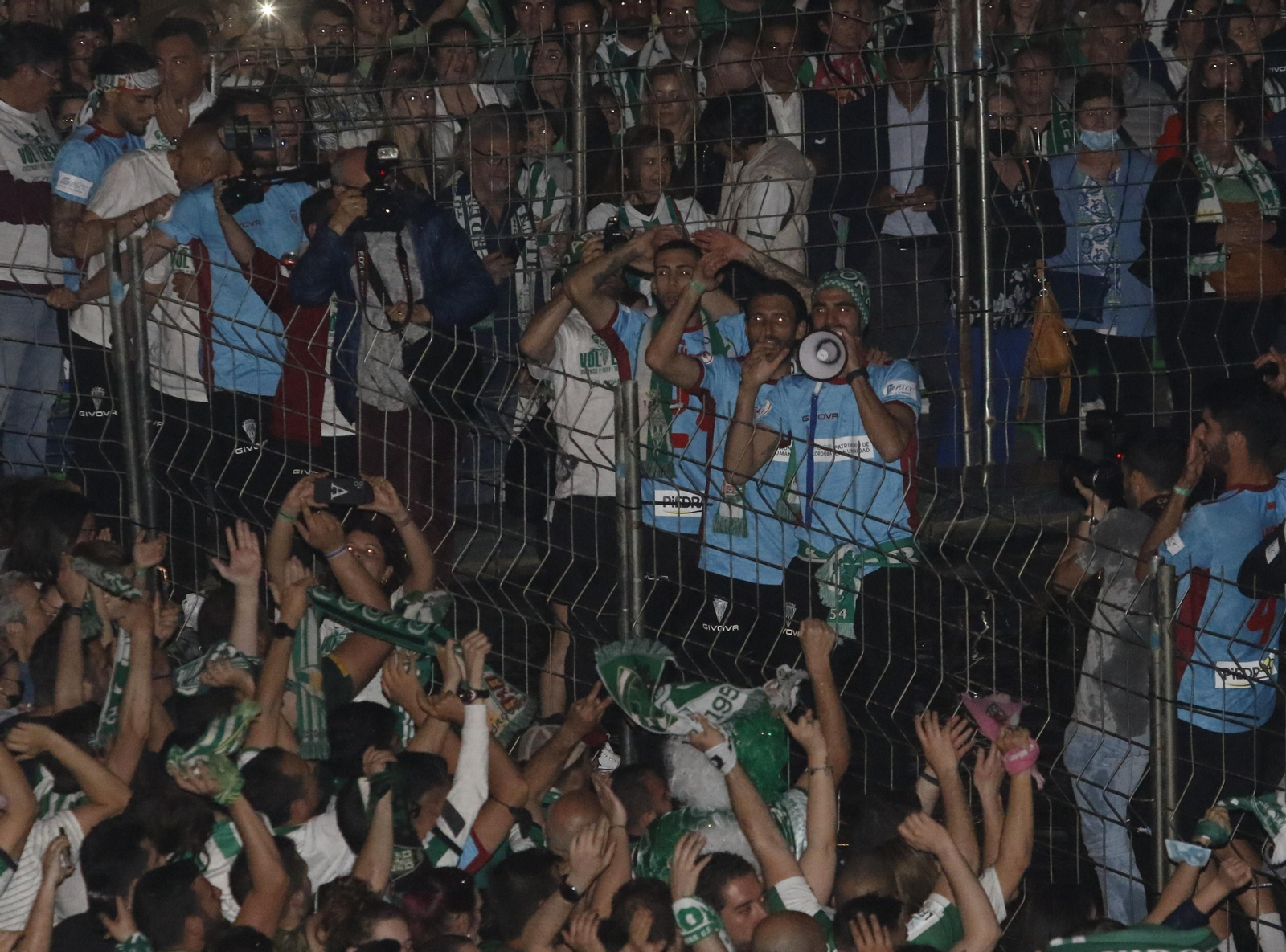 La celebración del ascenso del Córdoba CF en Las Tendillas, en imágenes