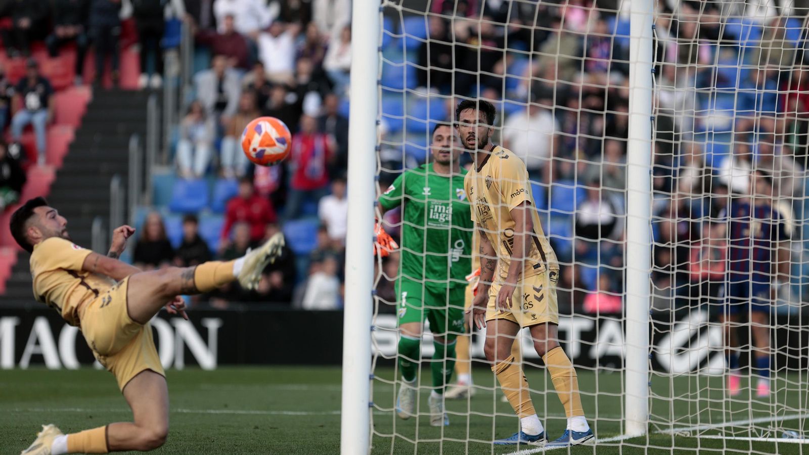 El Eldense-Málaga CF, en fotos
