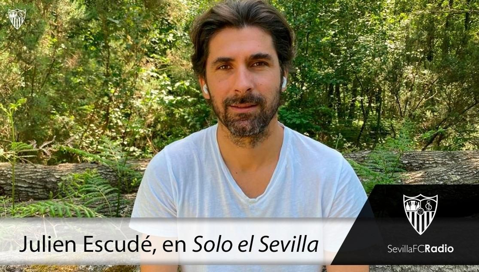 Julien Escudé, en una imagen de su entrevista con los medios de club.