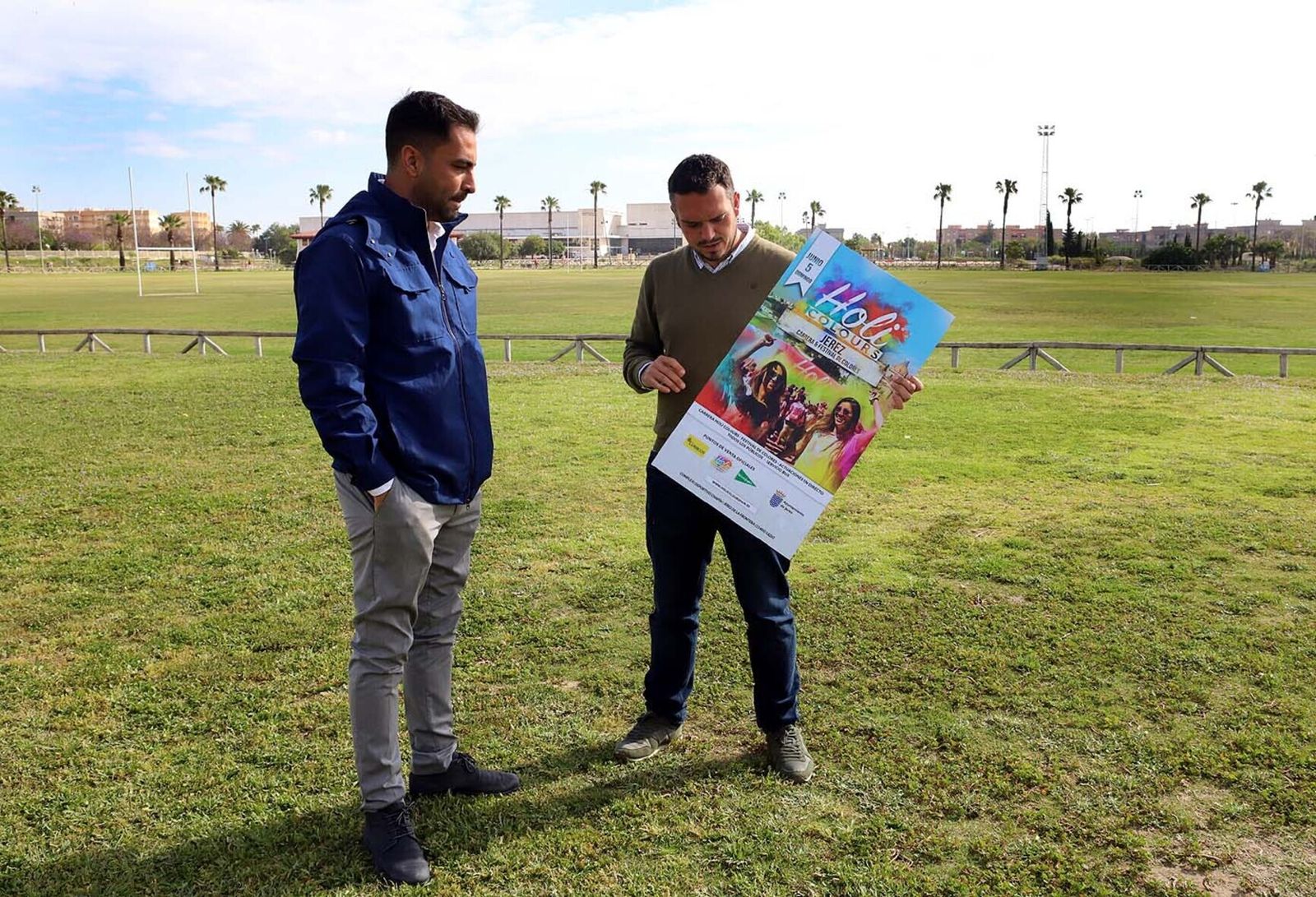 Un momento de la presentación de la Carrera ‘Holi Colours’, que tendrá lugar en Chapín el 5 de junio.