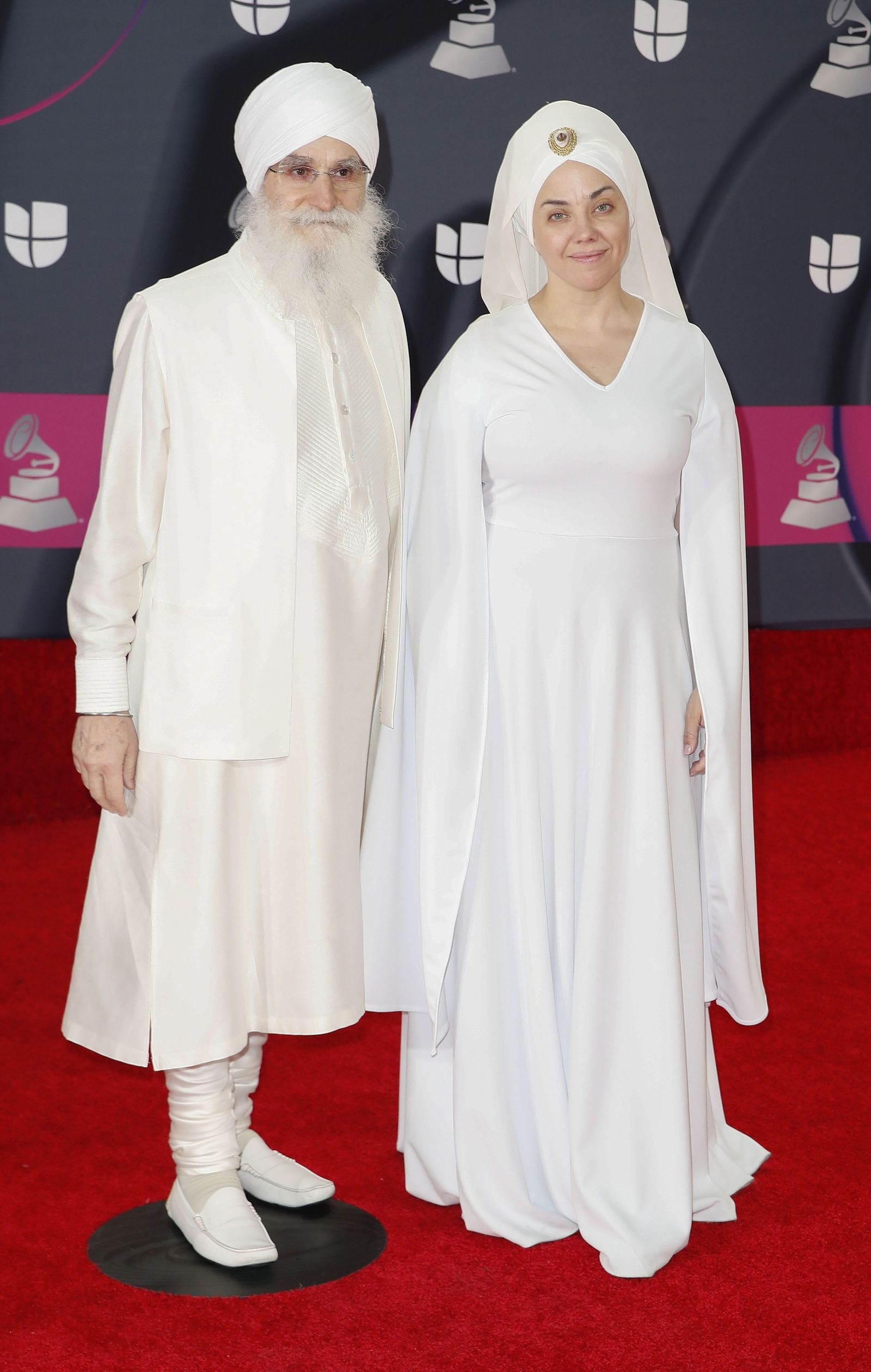 La alfombra roja de los Grammy latinos