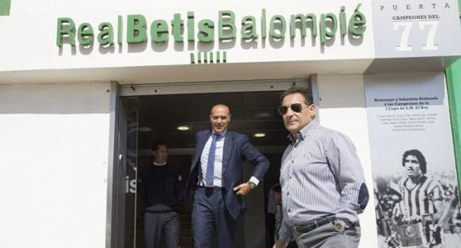 Haro y Catalán se reúnen con Luis Oliver en el Villamarín