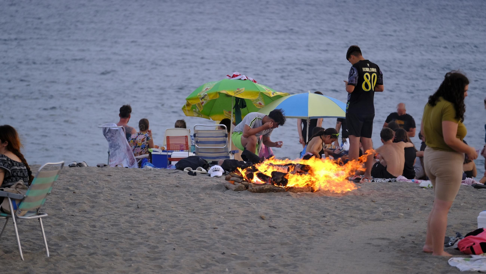 La Noche de San Juan en Almería, en imágenes