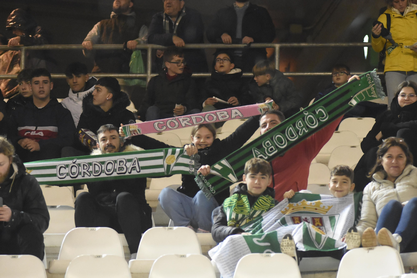 Las mejores fotos del gran ambiente en El Arcángel para el Córdoba CF - Real Madrid Castilla