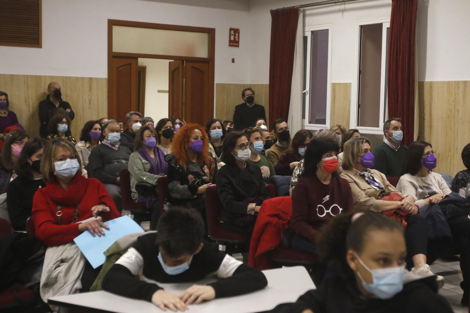 Pleno extraordinario por el Día Internacional de la Eliminación de la Violencia contra la Mujer.