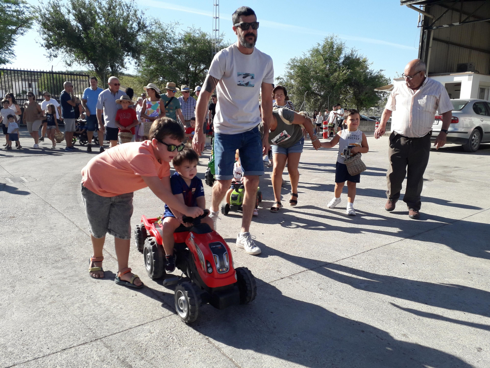 La primera vendimia infantil de Montilla, en imágenes
