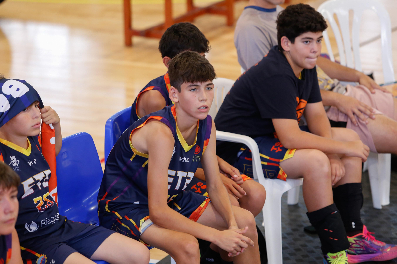 Las fotos de la tercera jornada del Cadeba mini masculino de La Linea