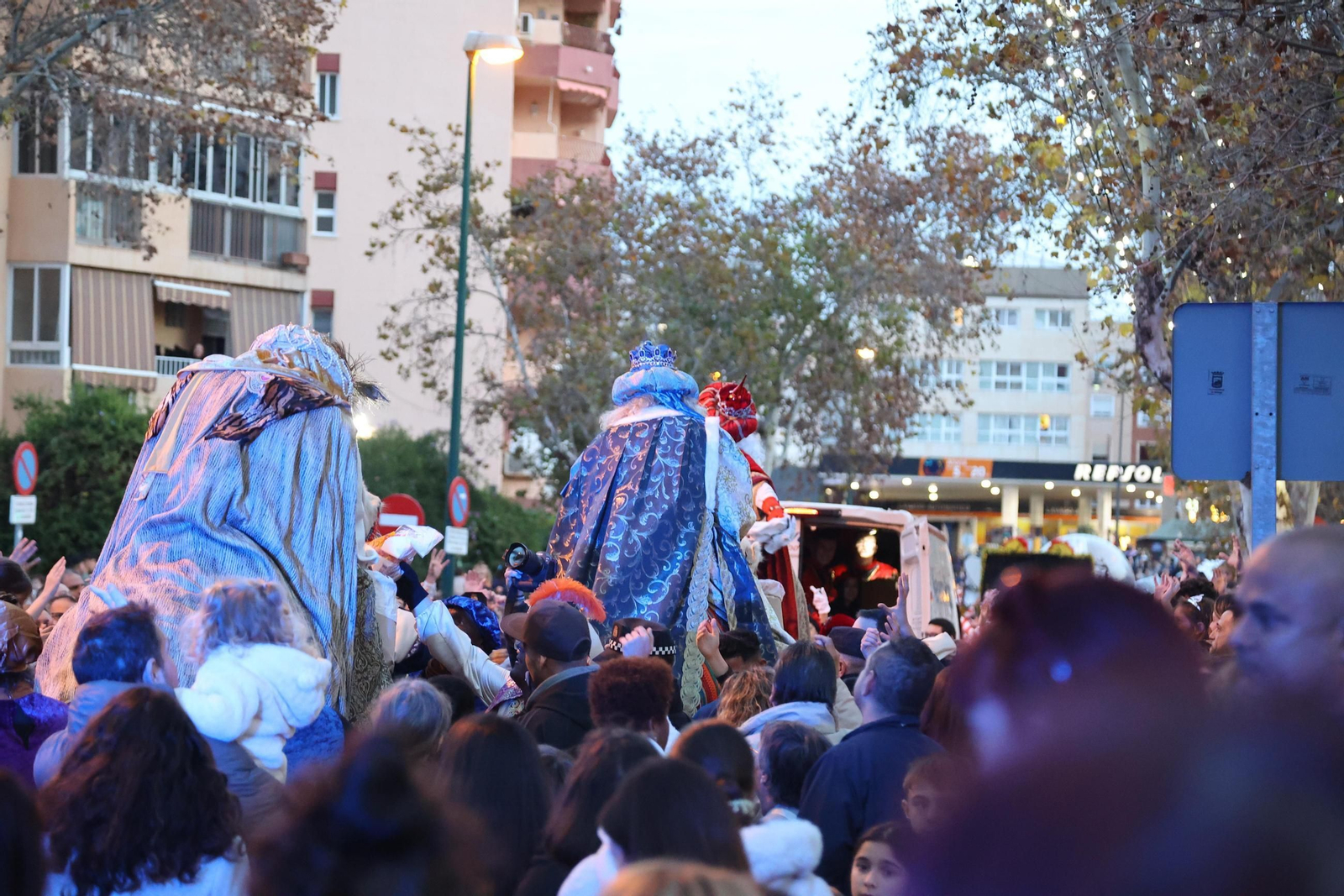 La Cabalgata de Reyes Magos de Cruz de Humilladero, en imágenes