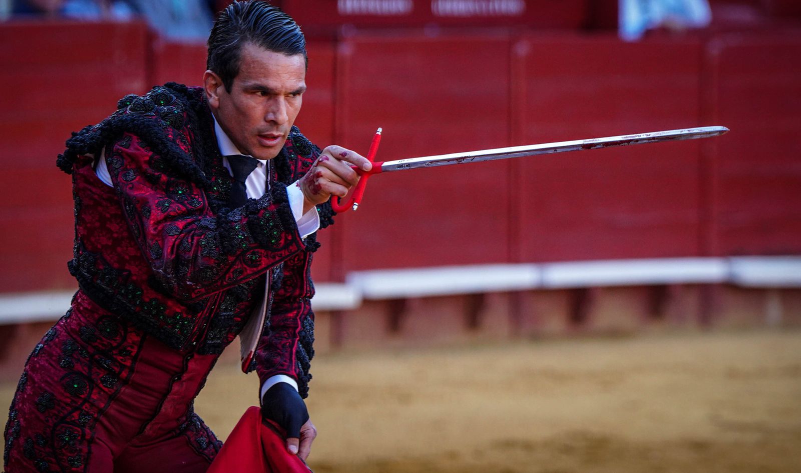 Puerta grande para Roca Rey y El Juli en la plaza de toros de Jerez