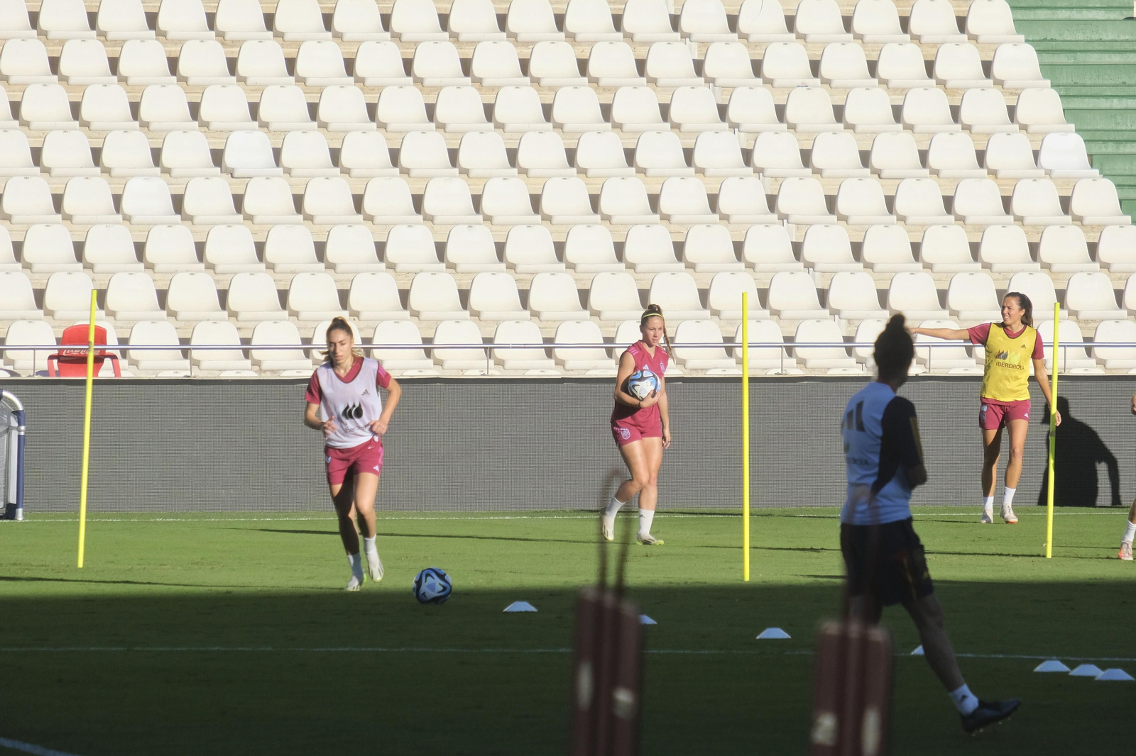Las mejores fotografías del entrenamiento de España en El Arcángel antes de jugar ante Suiza