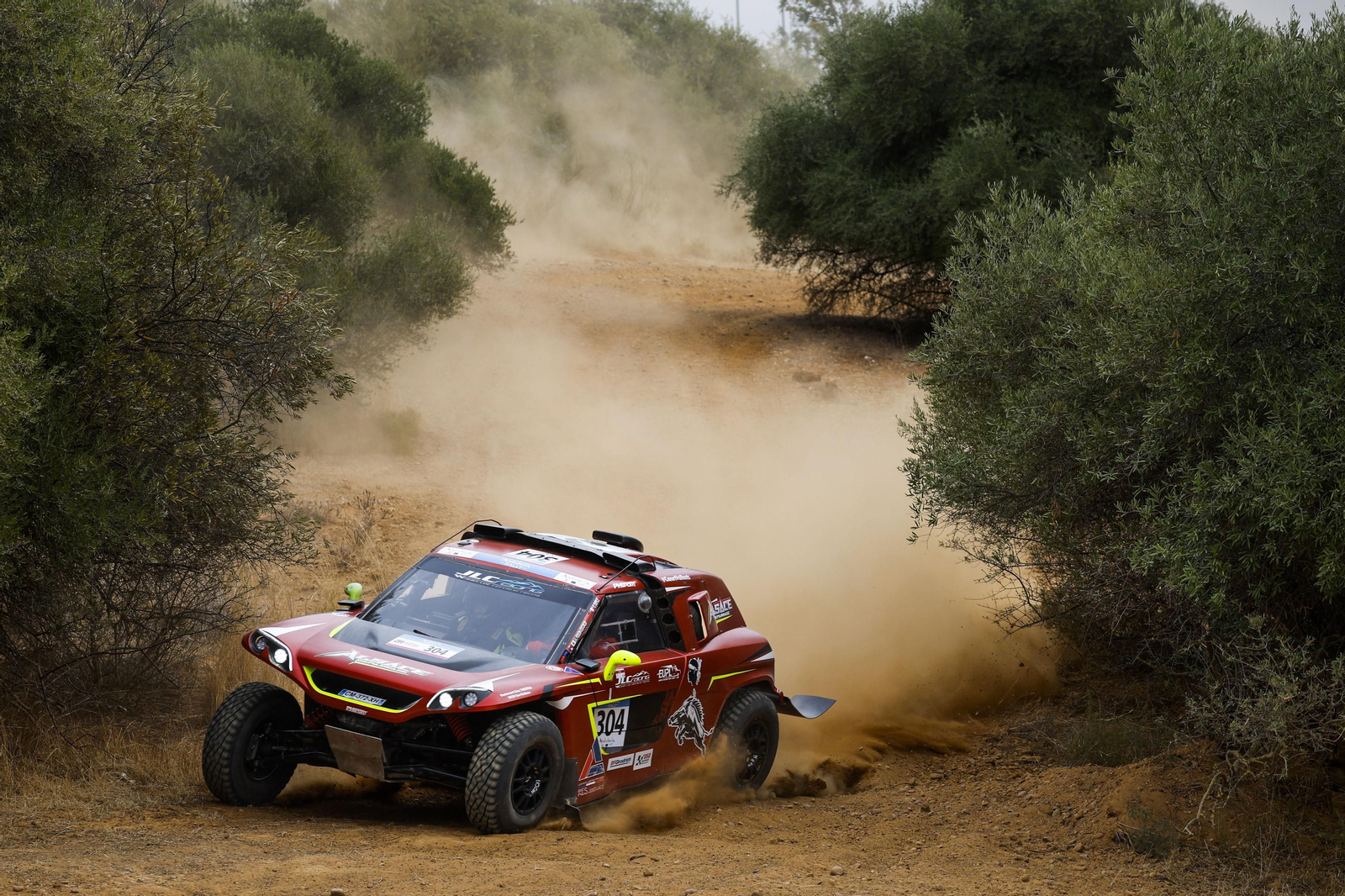 Andalucía Rally: las imágenes del 'Dakar' de Dos Hermanas | Día 1