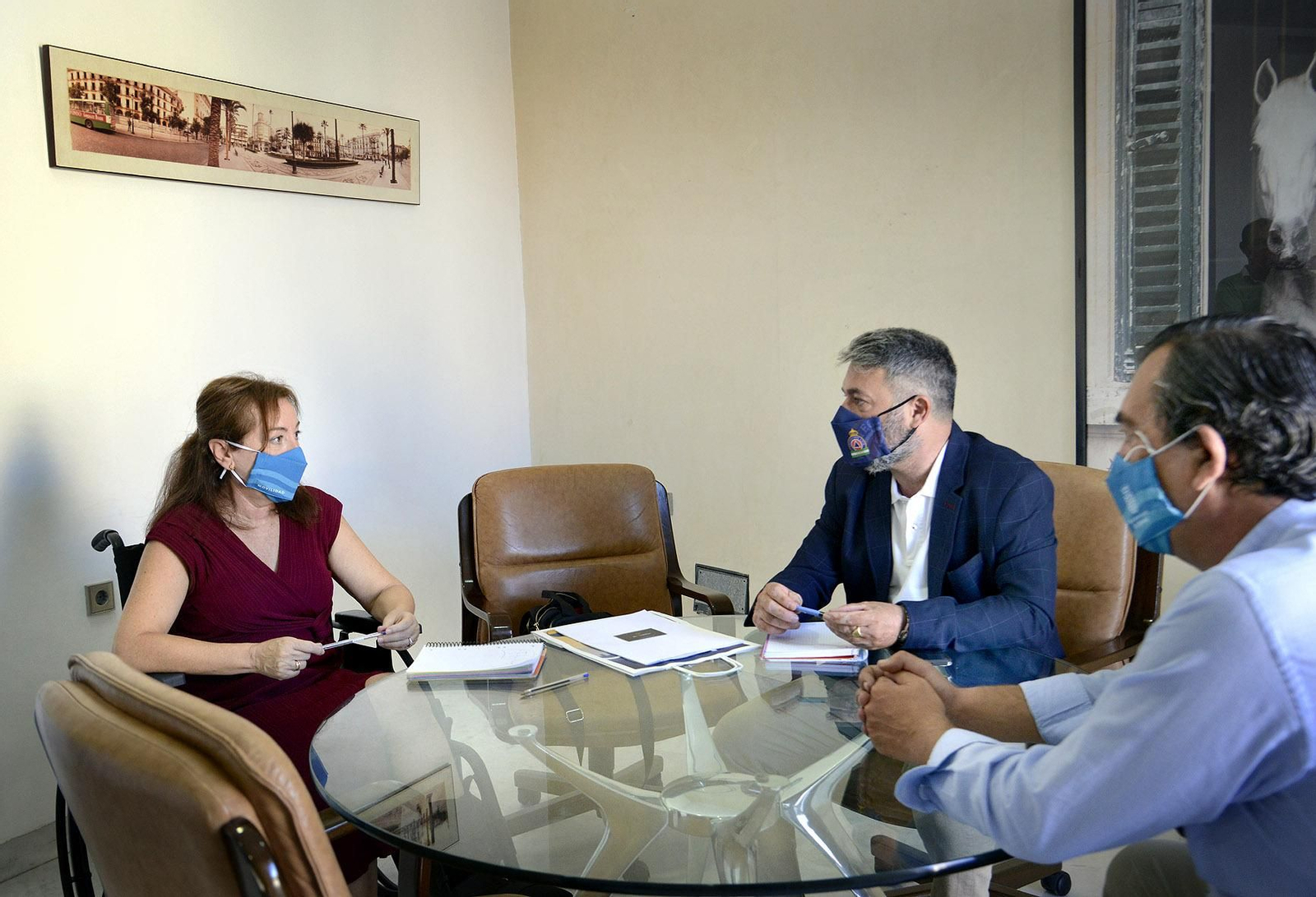 Isabel Gallardo y Rubén Pérez, en la reunión para estudiar la propuesta.