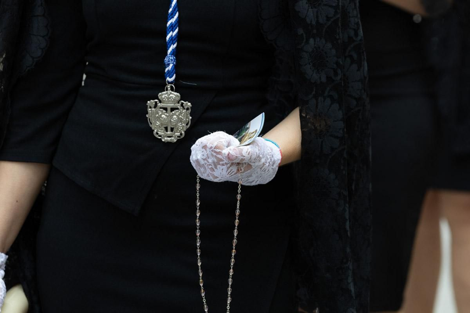 Los jiennenses se echan a la calle para presenciar la primera de las procesiones de la jornada: la Borriquilla (II)