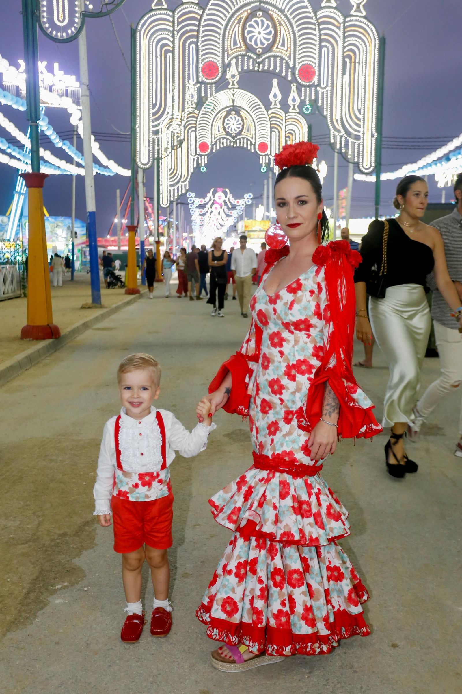 Búscate en las fotos del jueves en la Feria de La Línea