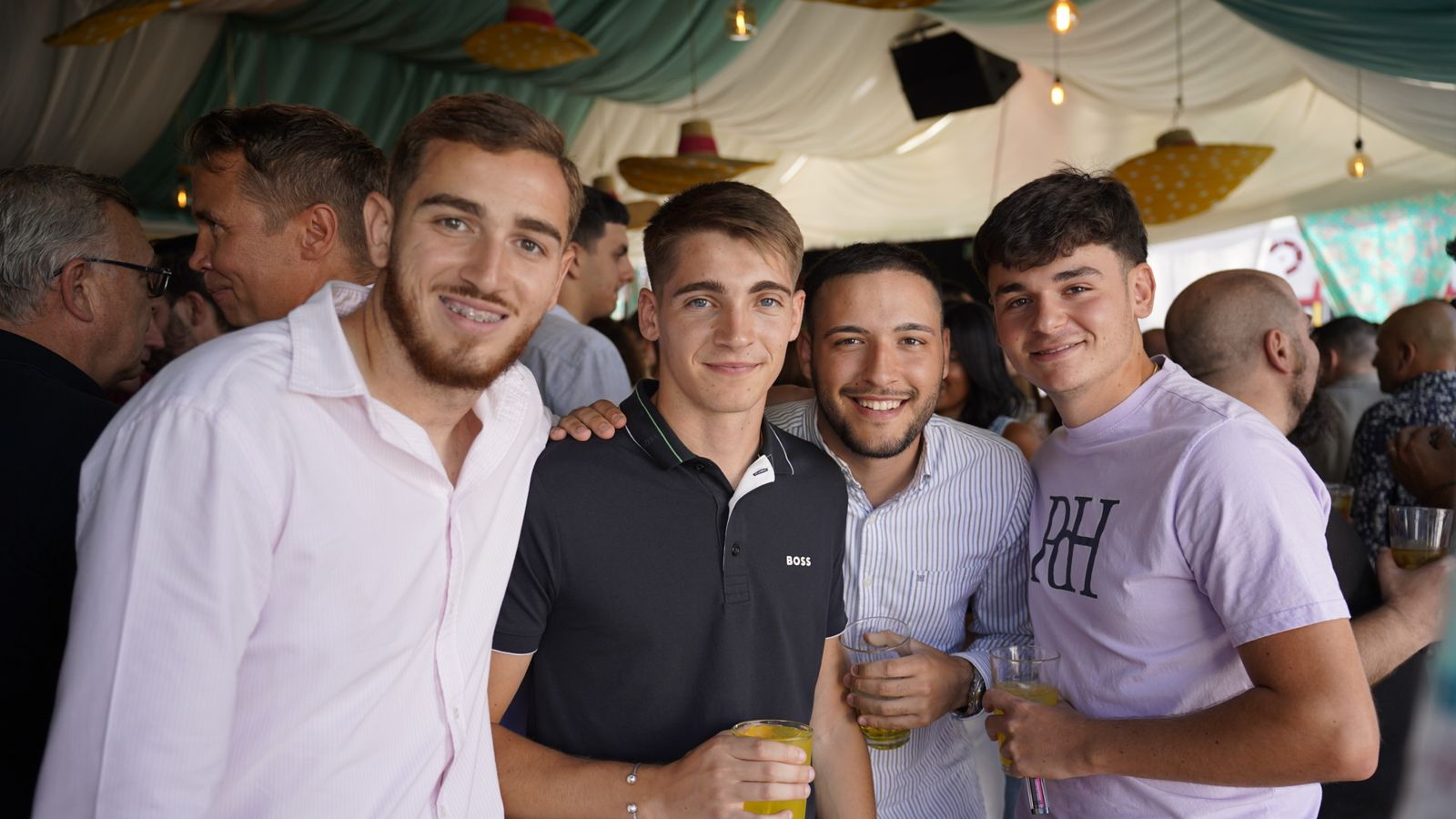 Búscate en las fotos del jueves en la Feria de Algeciras