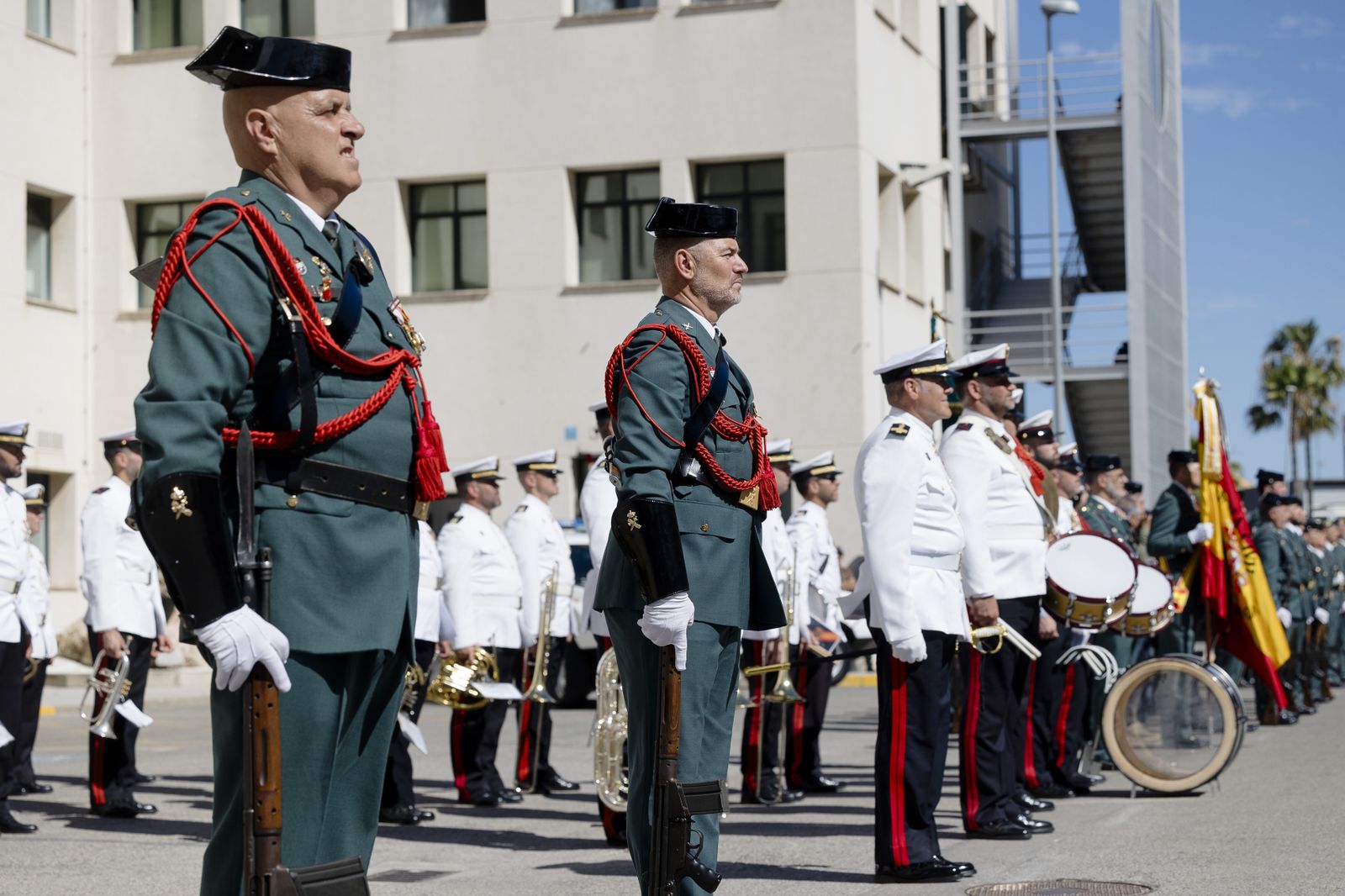 Toma de posesión del coronel Luis Martín Velasco como jefe de la Comandancia de la Guardia Civil  de Cádiz