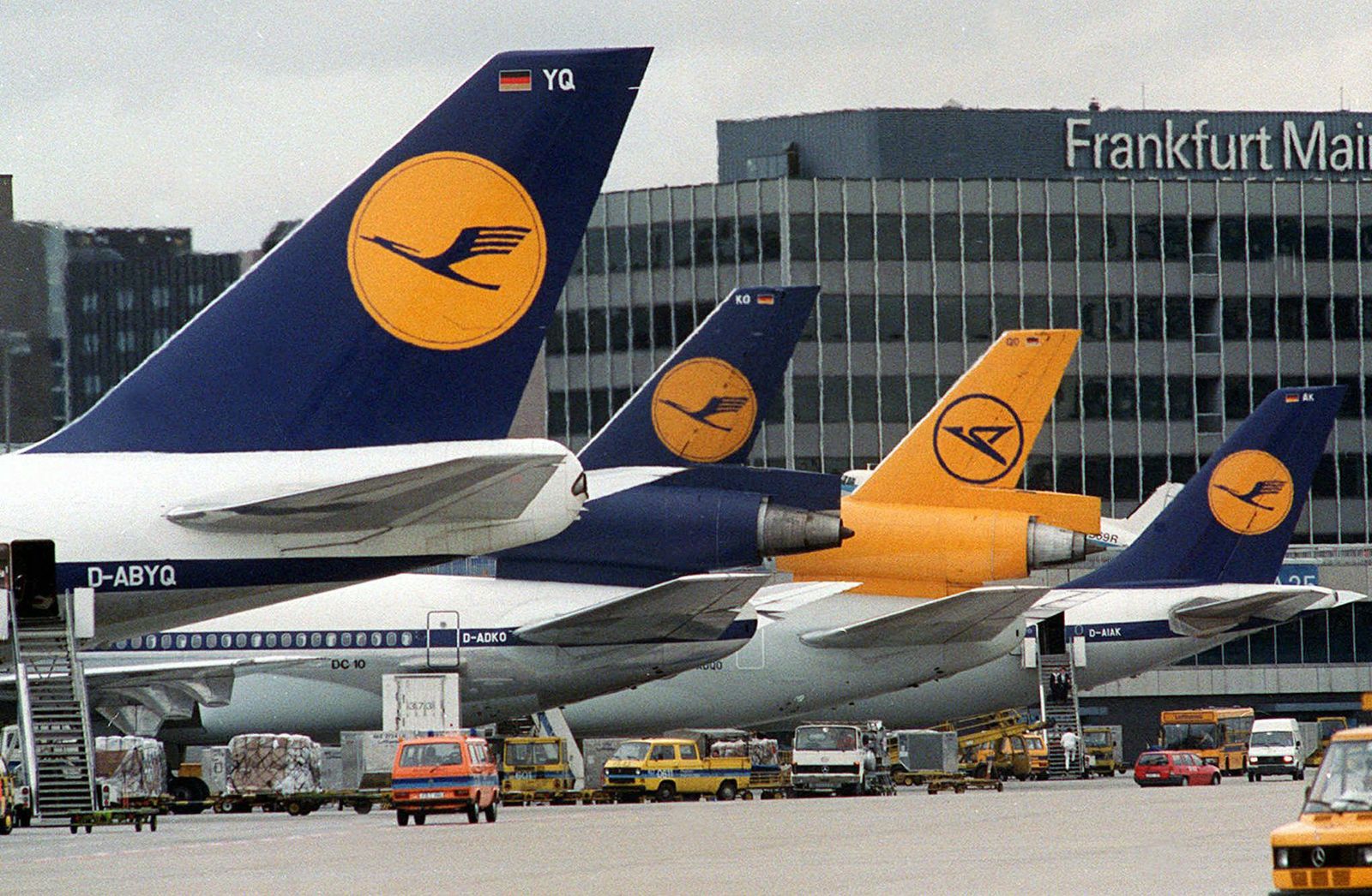 Aviones de Lufthansa en Frankfurt.