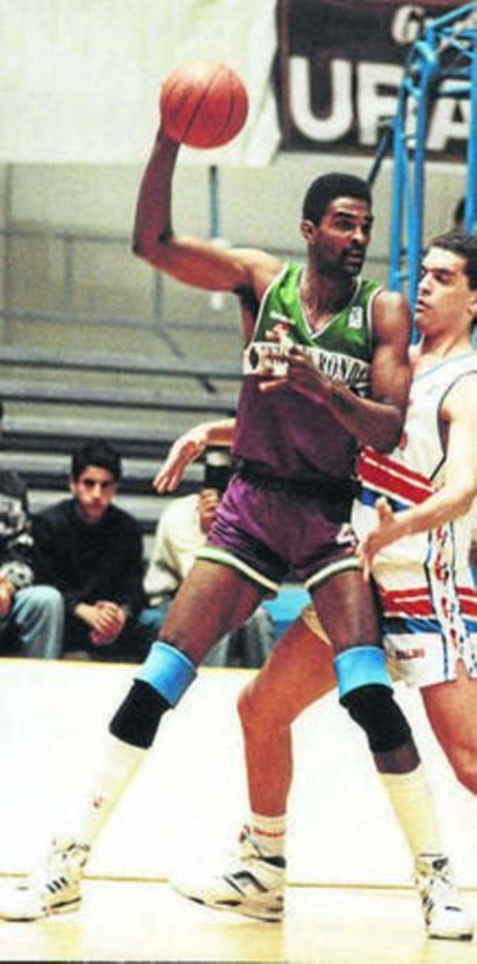 Ralph Sampson, en el Caja de Ronda.