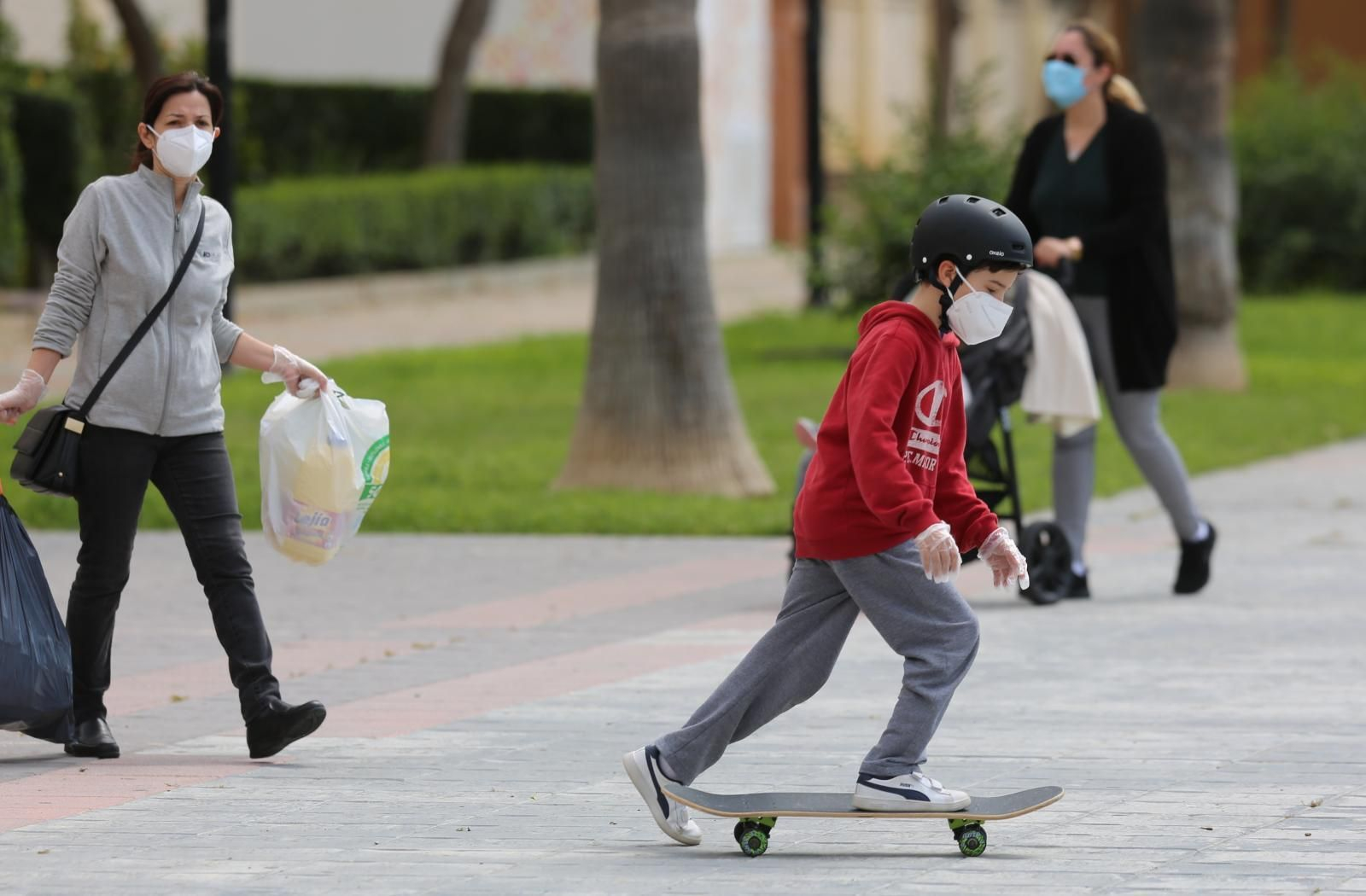 Coronavirus en Málaga: Los niños vuelven a la calle tras un largo confinamiento