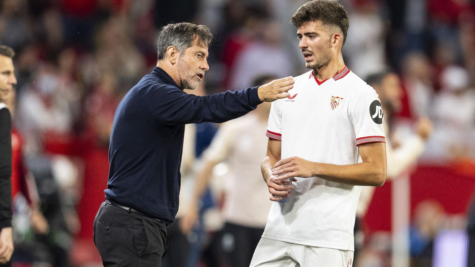 Quique Sanchez Flores apostó fuerte por Kike Salas.